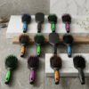 Cepillo-para-pelo-neumatico-ovalado-colores-surtidos-12-unidades-comercial-1.jpg Doce cepillos de pelo neumáticos ovalados en colores surtidos