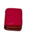 Billetera compacta roja con textura matelassé y doble cierre